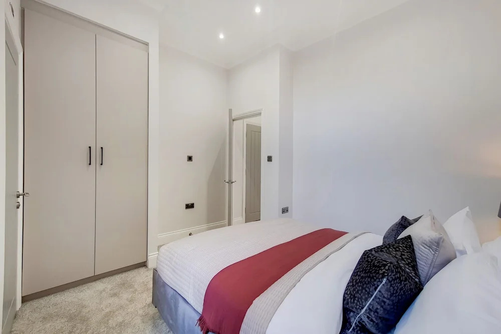 Lovely 1-bed Apartment in London With Courtyard