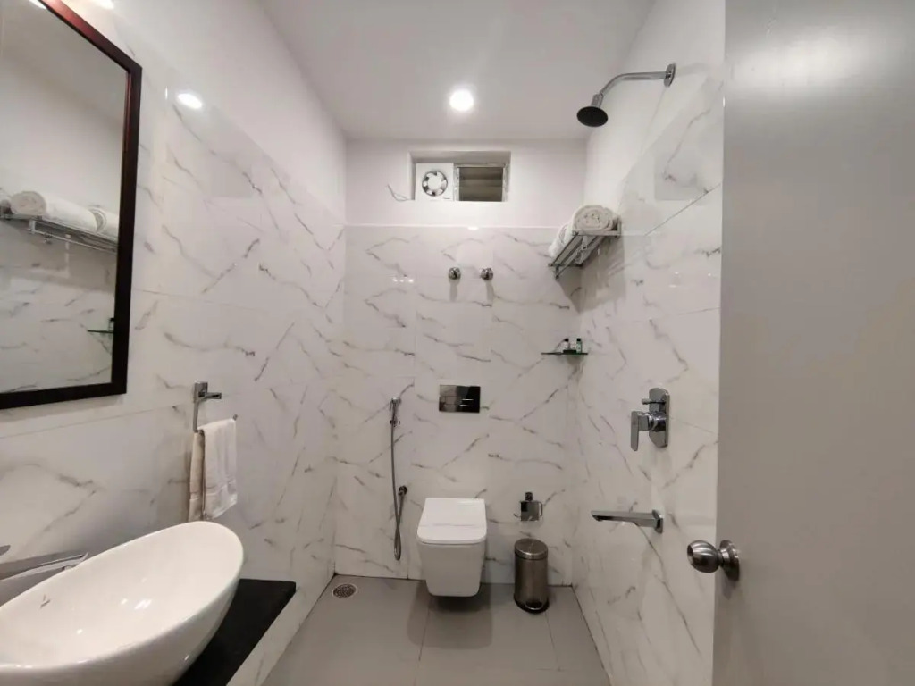 PARK IRIS HOTELS, Bharathi Nagar