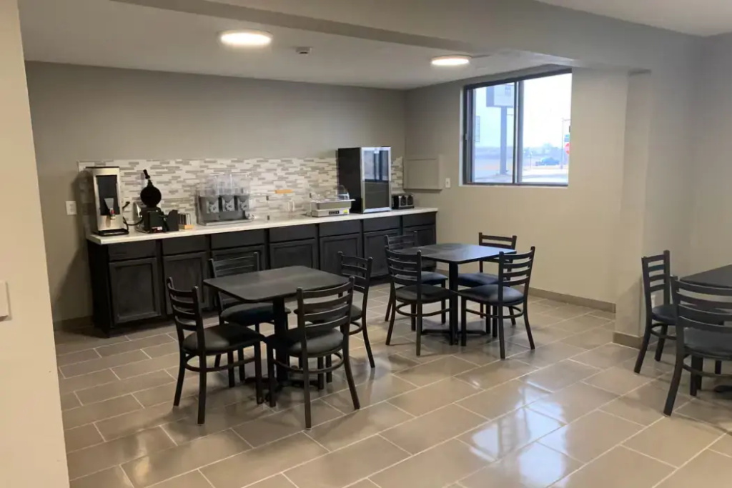 Super 8 by Wyndham Kirksville-University Area