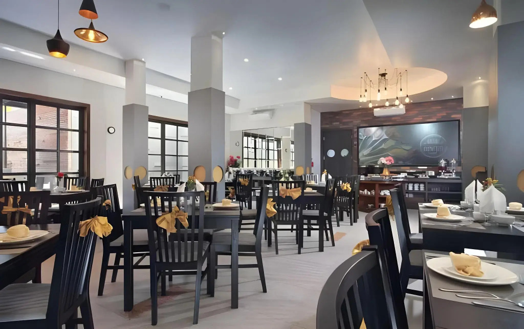 Helios Hotel Bone