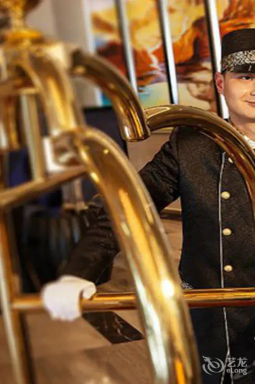 Xinxing Century Hotel