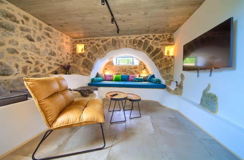 Villa MAY