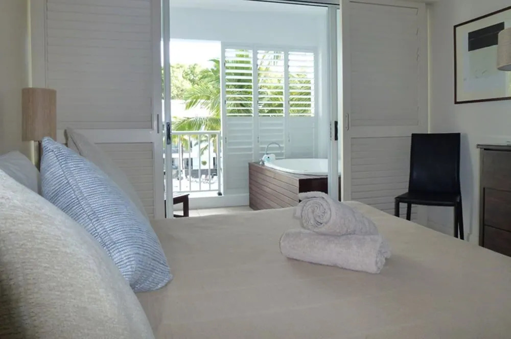 Penthouse 5231 Beach Club