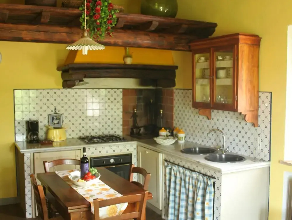 Romantic Farmhouse near Medieval Village of Montaione