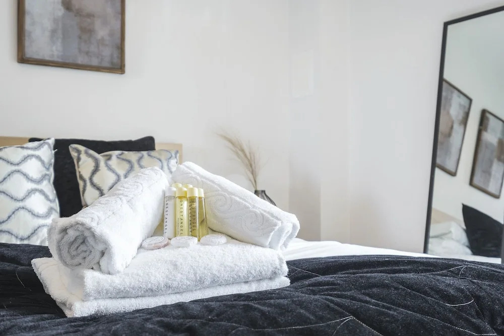 Modern Pet Friendly Apartment by MSS
