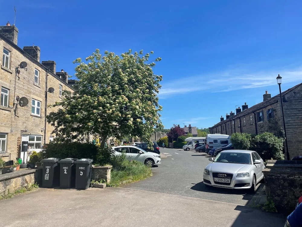 2-bed Flat in Summerbridge Harrogate, Pet Friendly