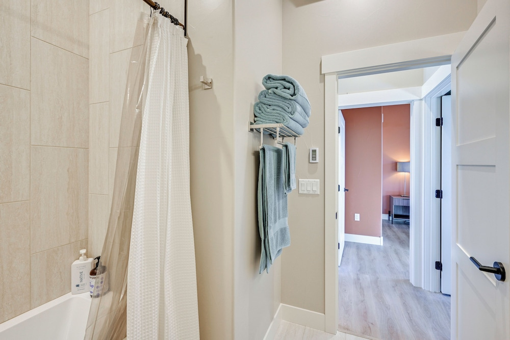 1 Mi to Main Street: Extended Stay in Buena Vista!