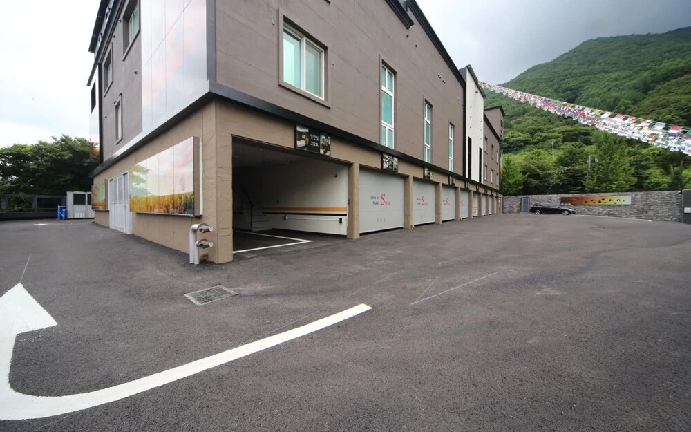 Ulsan Yeongnam Alps Bravo