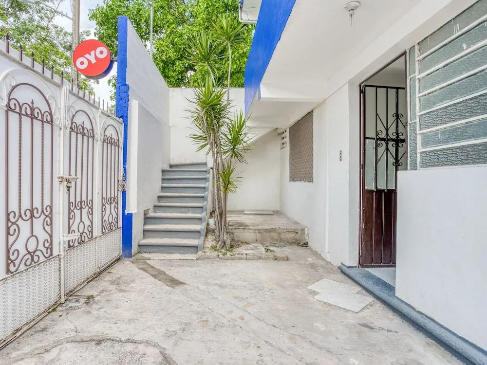 OYO Hotel Hunab