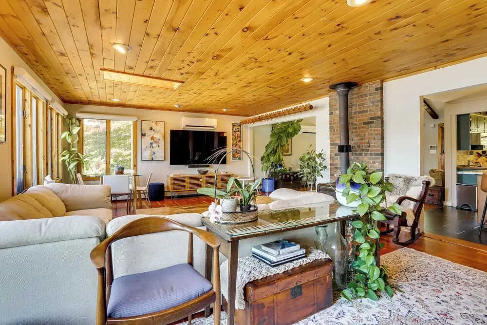 Waterfront Home on White Lake: Near Bethel Woods!