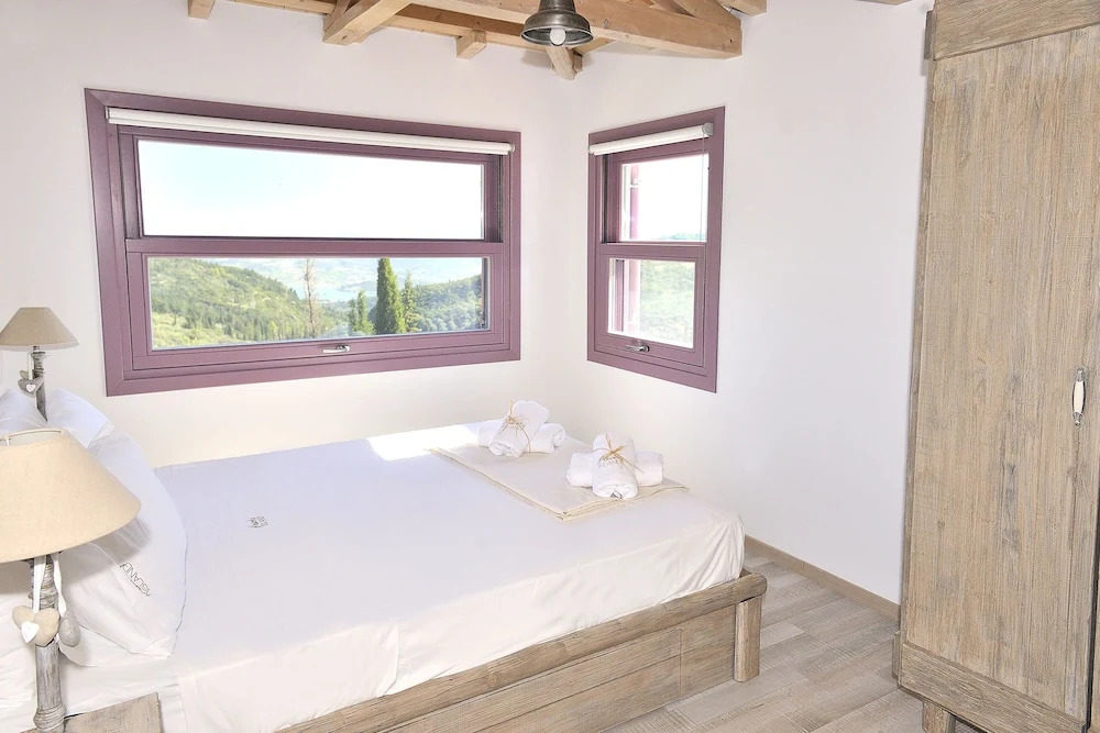 Mounty Island Villas
