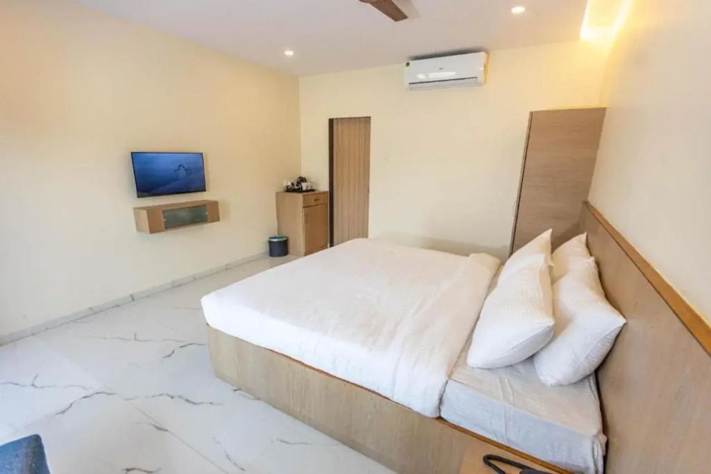 Pushp Vatika Resort & Lawns
