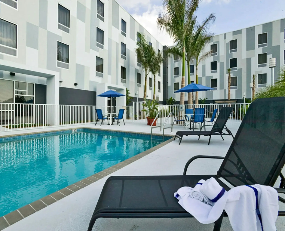 Hampton Inn & Suites Sarasota / Bradenton - Airport