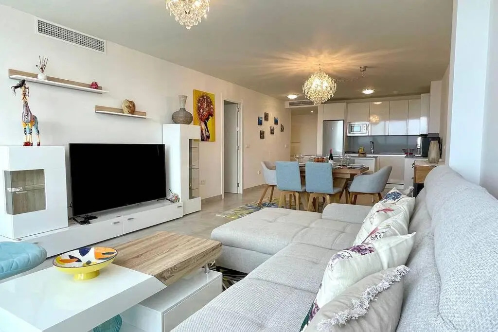 Sea View at Casa Banderas La Cala 3 bed Luxurious holiday home Padel & Gym