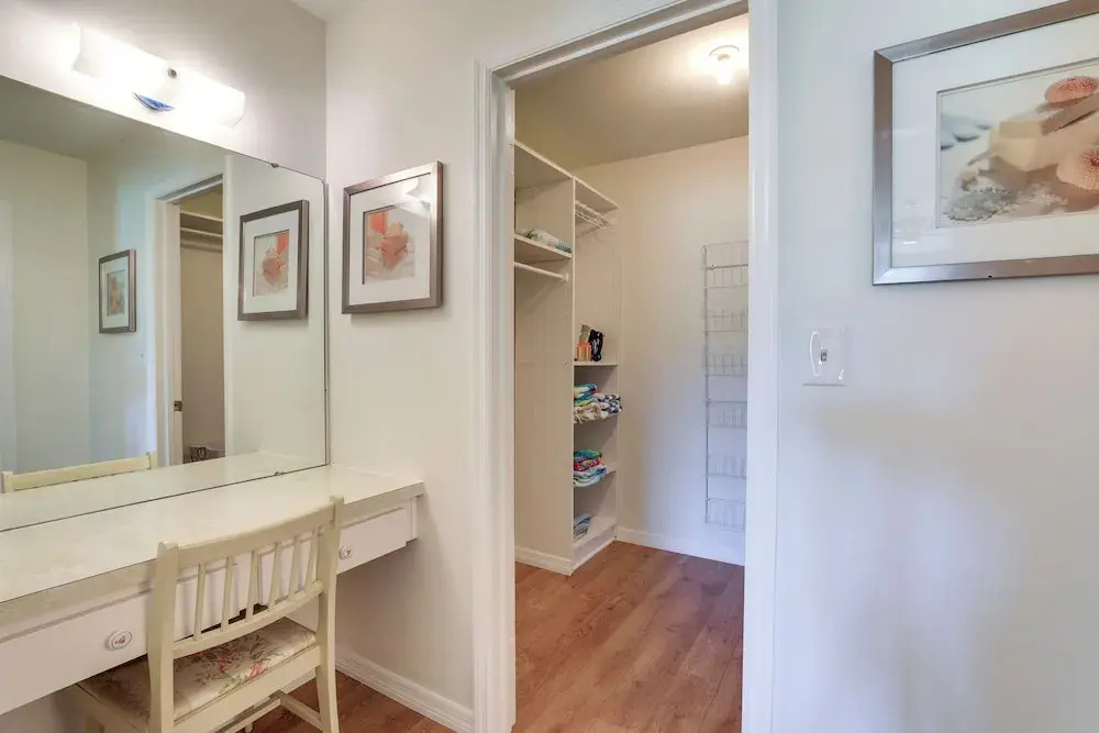 Walk to Beach: Home w/ BBQ & Fire Pit in Bradenton
