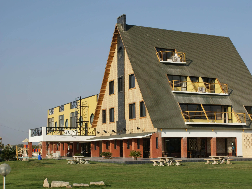 Nalsafari Resort
