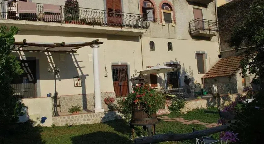 TraMonti DiVini Casa Di Campagna