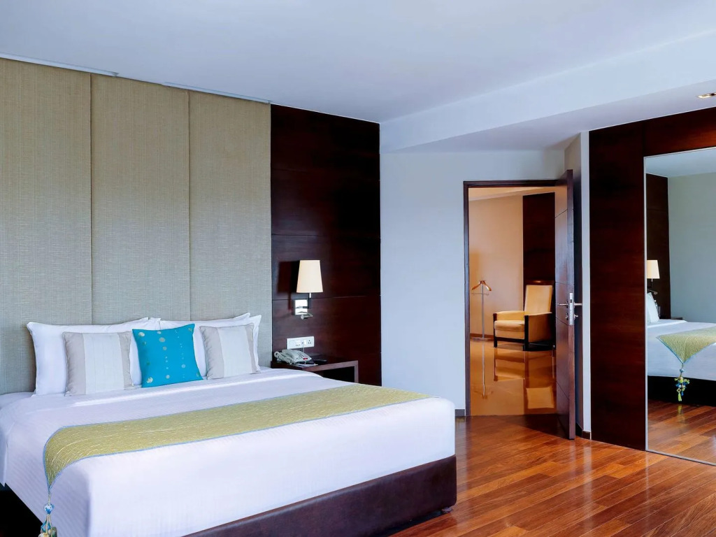Grand Mercure Vadodara Surya Palace