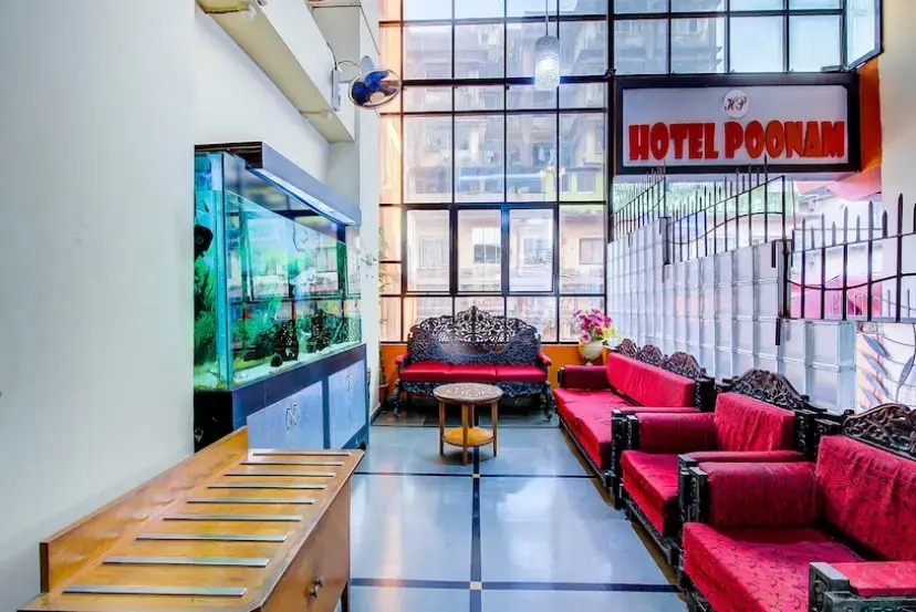 Hotel Poonam