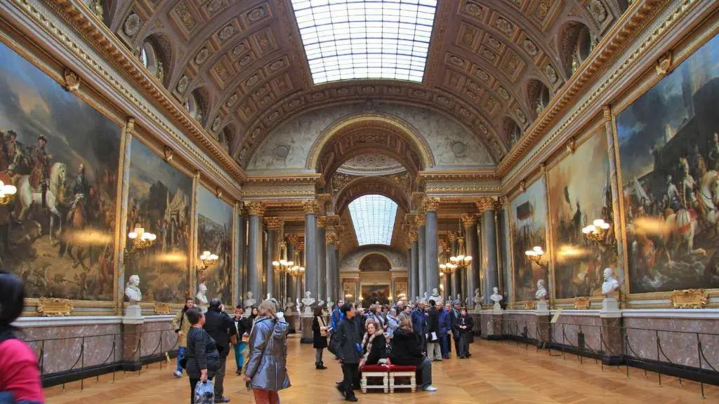 LE ROI SOLEIL • 4min Château Versailles • 1min Gare Versailles Rive Gauche