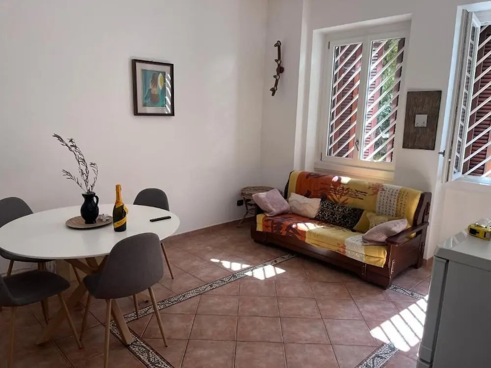 Holiday Home Roma Night and Day