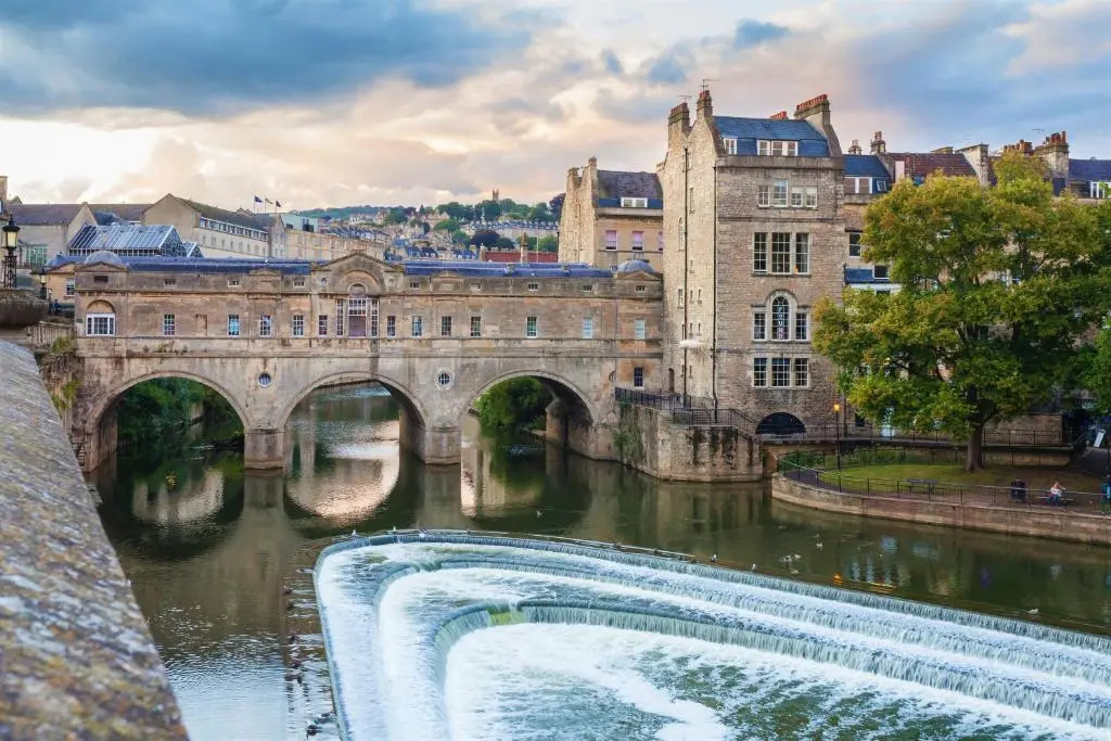 Little Elm - luxury home from home, free parking, 30-40 mins walk from Bath city centre