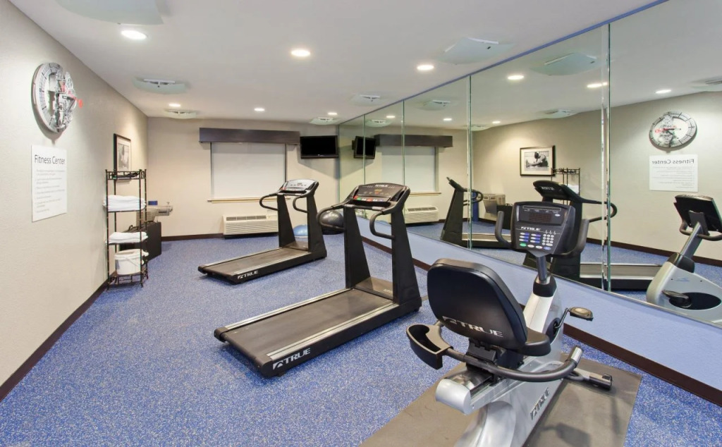 Holiday Inn Express Hotel & Suites Wharton by IHG