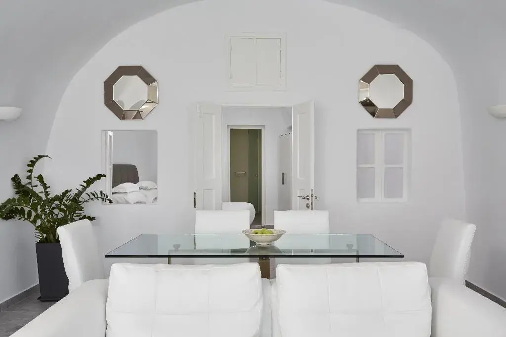 Eden Villas by Canaves Oia