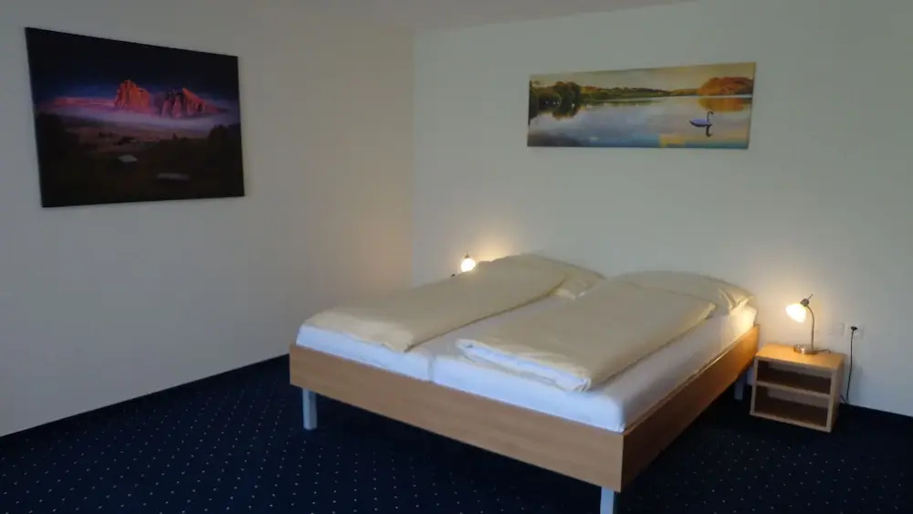 Apart Holidays