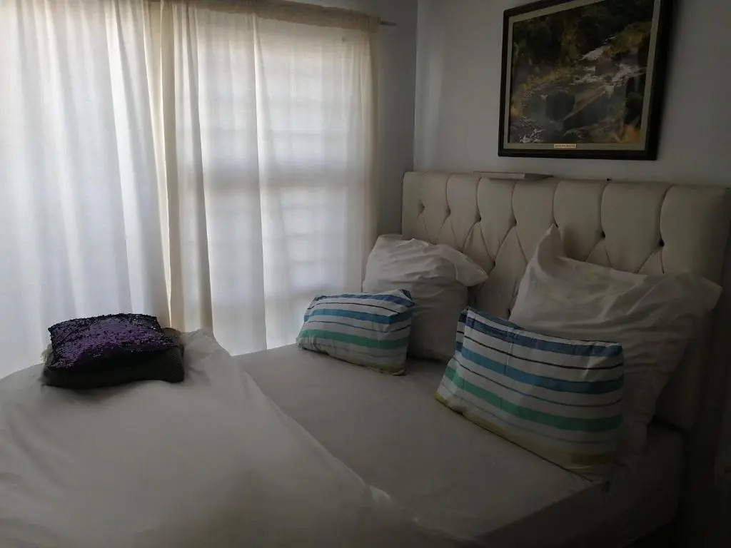 Inams guest House