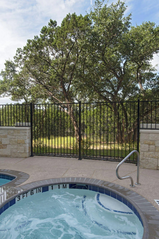 Holiday Inn Express & Suites Austin NW - Four Points by IHG