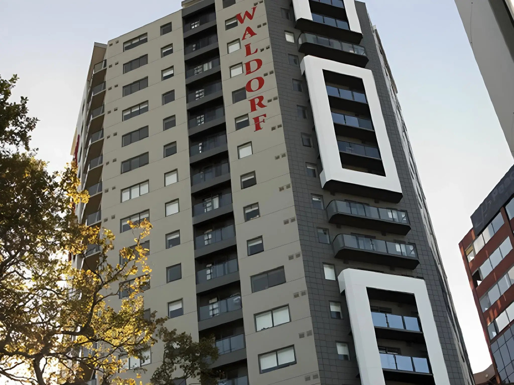 Nesuto St Martins Apartment Hotel