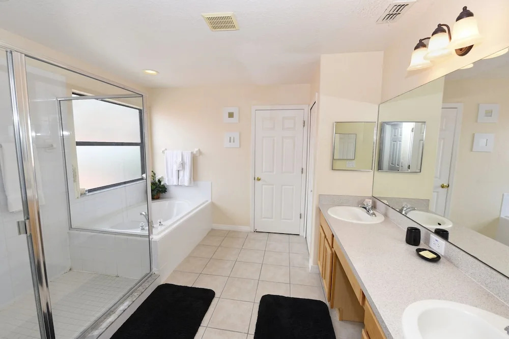 High Grove Resort by Florida Star Vacations