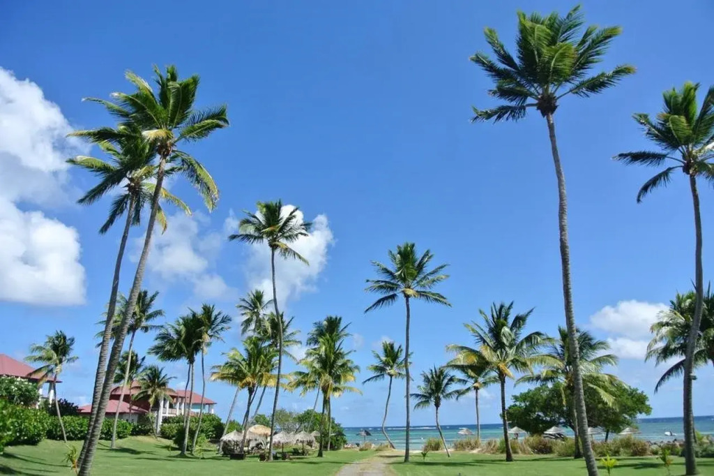 Le Cap Est Lagoon Resort & Spa