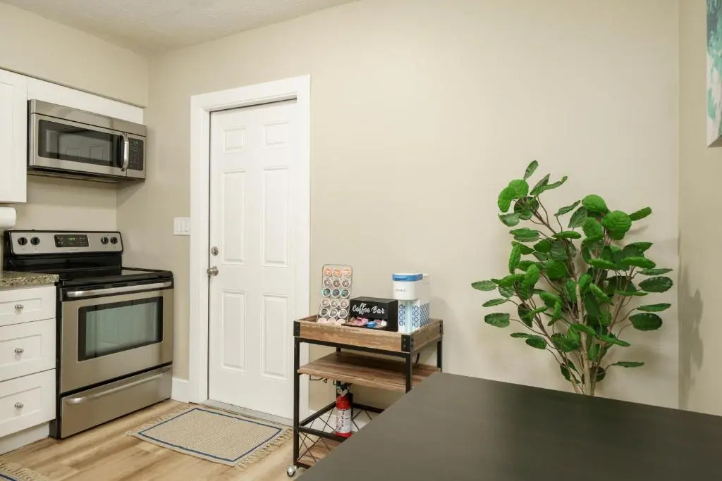 2 Bedroom Apartment - Perfect for Long Term Stays