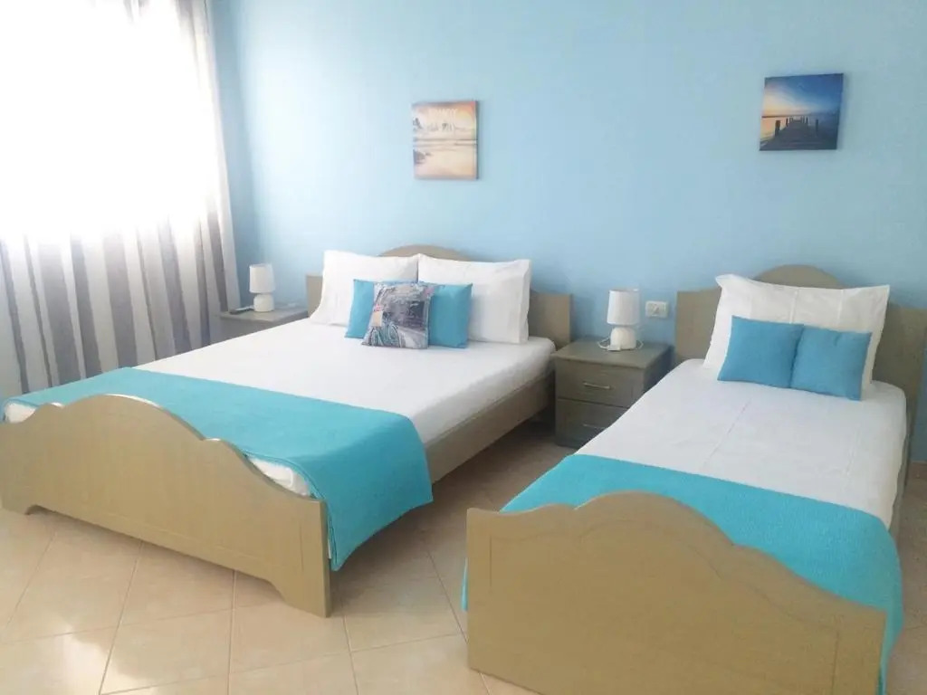 Lumra Rooms