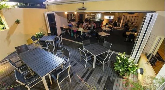Harbour Sails Motor Inn