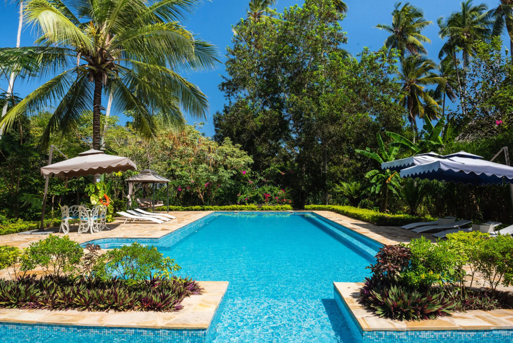 Zanzi Resort Private Paradise