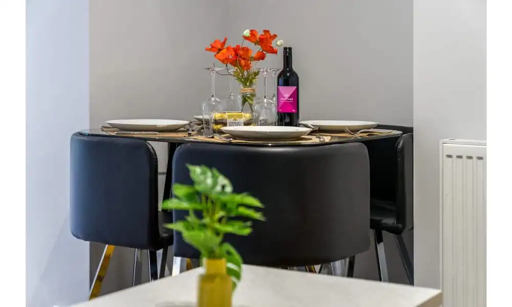 Luxurious 2 Bedroom serviced apartment