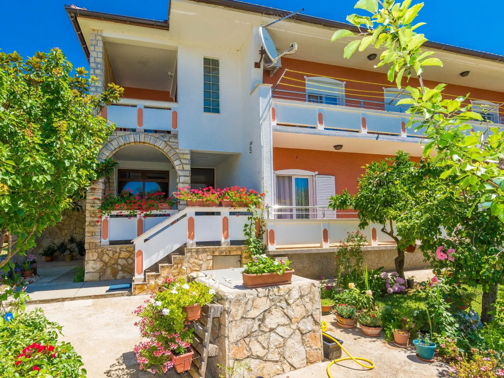 Apartment Ana
