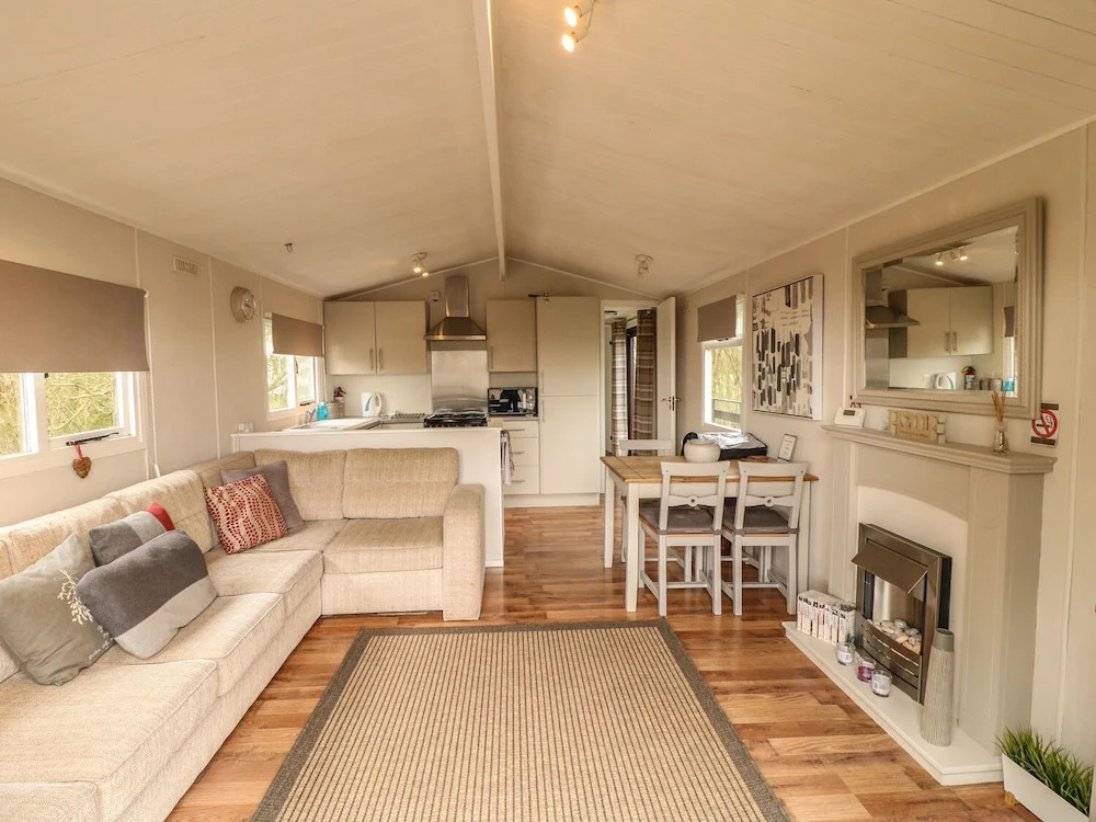 Cedar Lodge