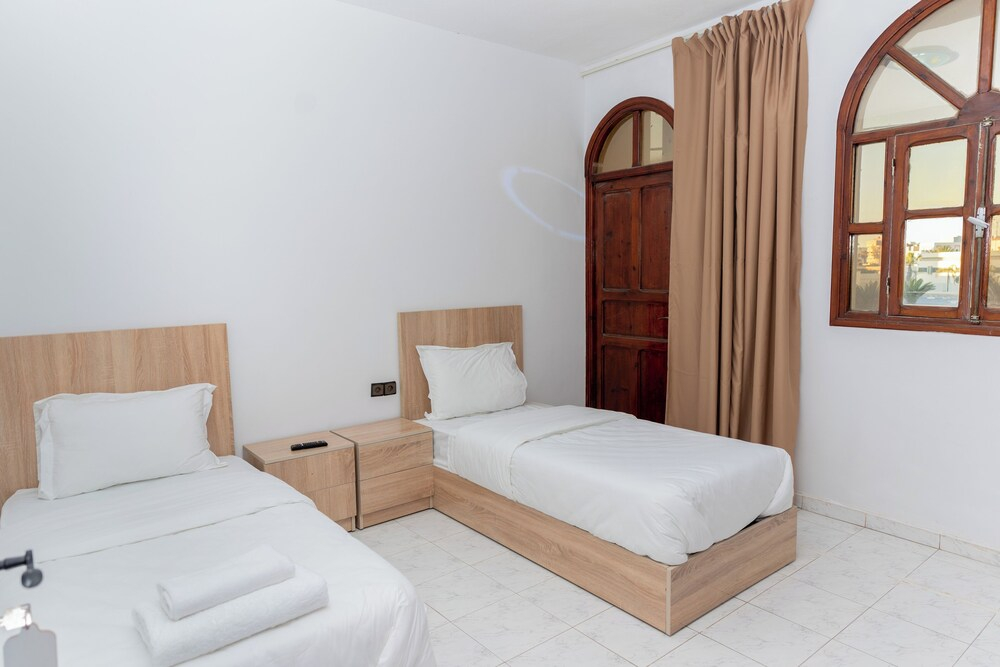 Erraha Hostel Dakhla