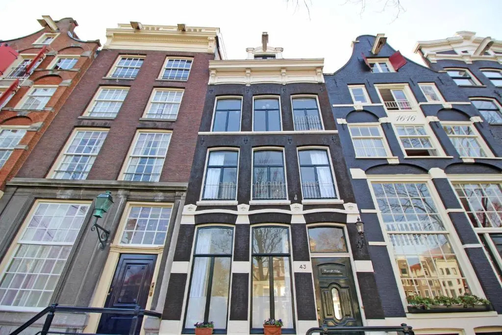Cozy Jordaan canalhouse near Anne Frank House