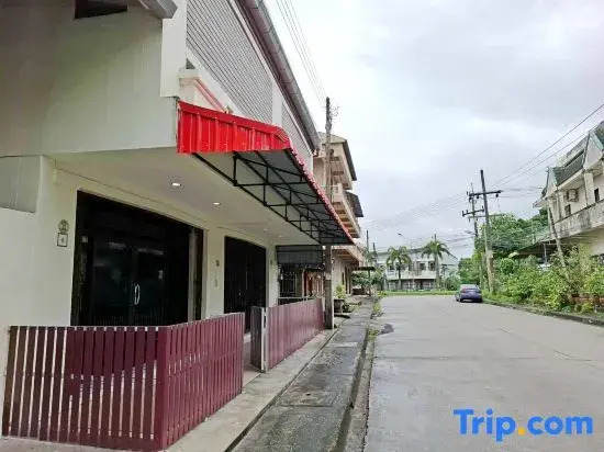 Padang Besar In front of Border Private room & Hostel