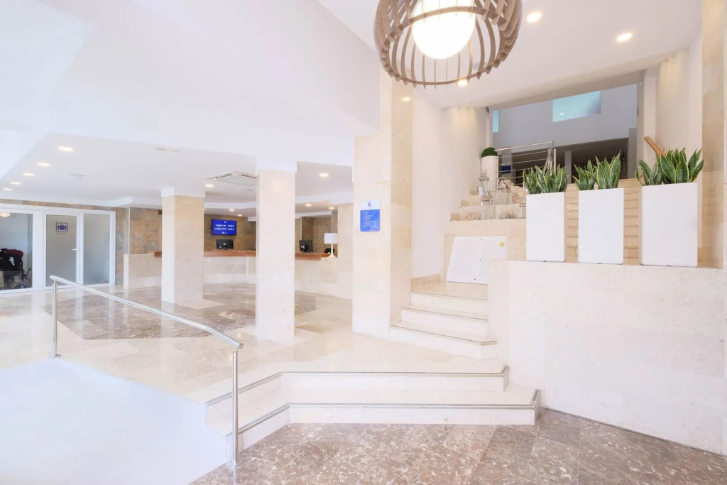 azuLine Hotel Palmanova Garden