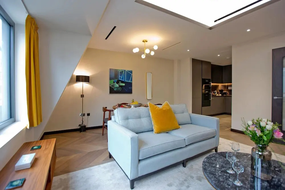 2-bed Executive Apt 518
