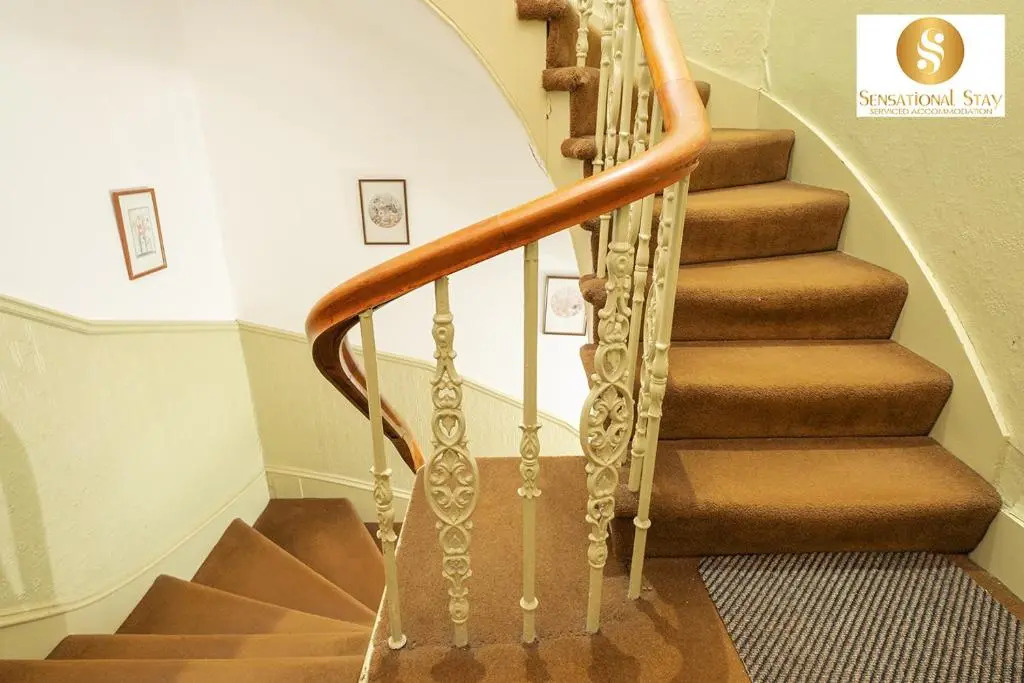 2 Bedroom Apt at Sensational Stay Serviced Accommodation Aberdeen - Clifton Road