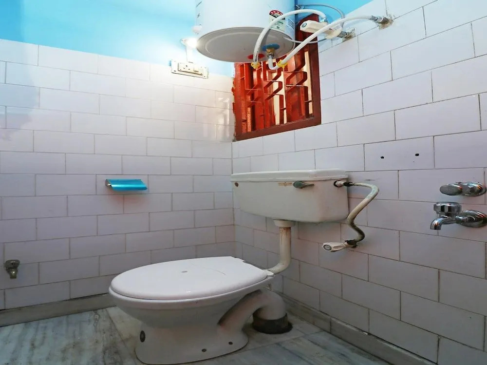 OYO 30953 Home Stay 2