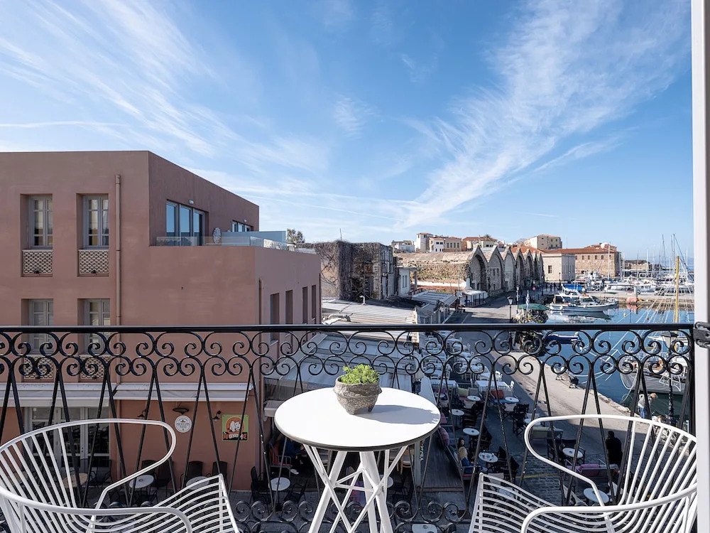 Riviera Suites