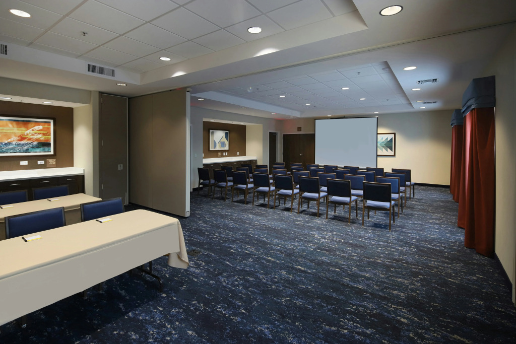 Hampton Inn Suites Tucson Tech Park